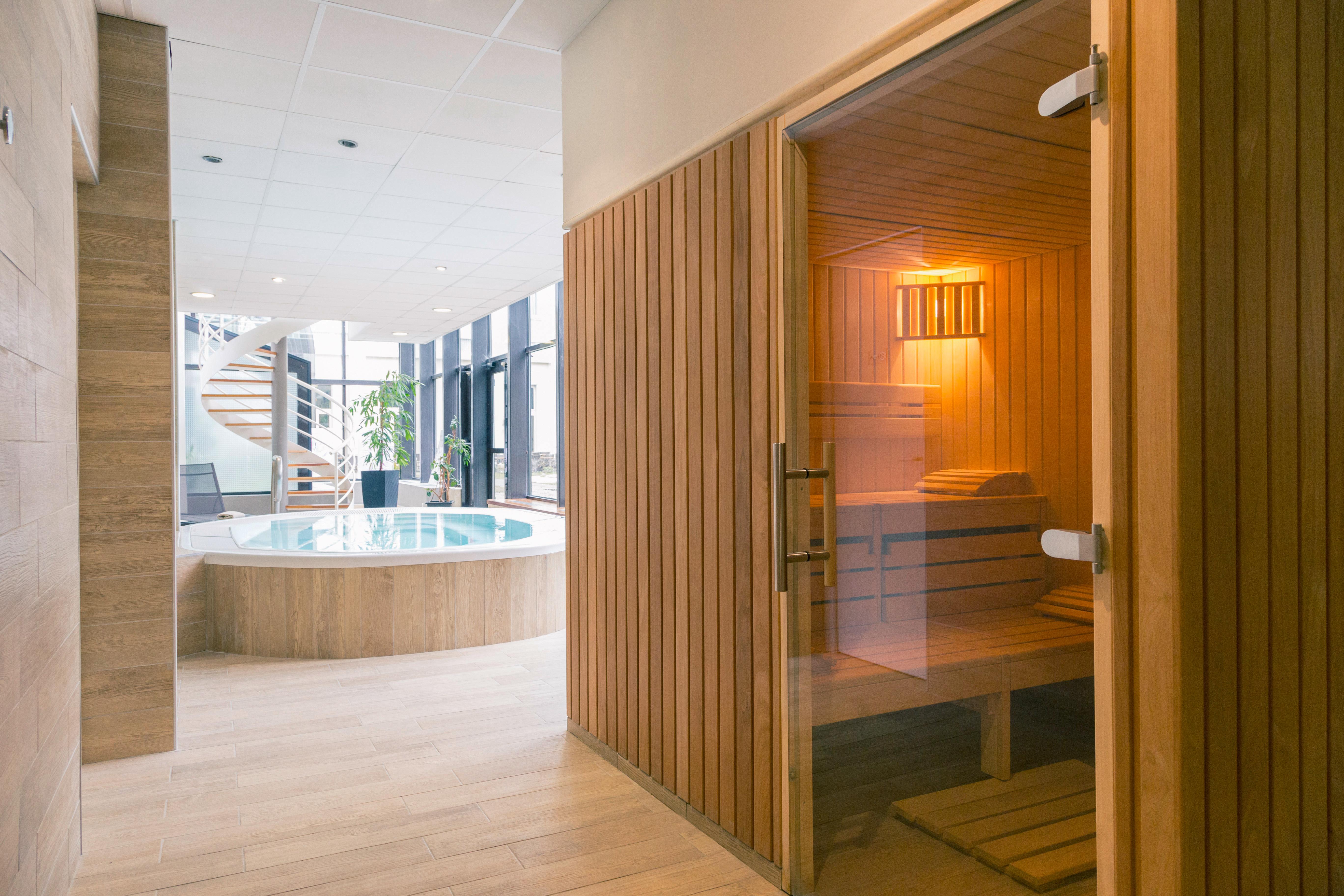 B&B Home Brides-Les-Bains Les 3 Vallees Exteriör bild